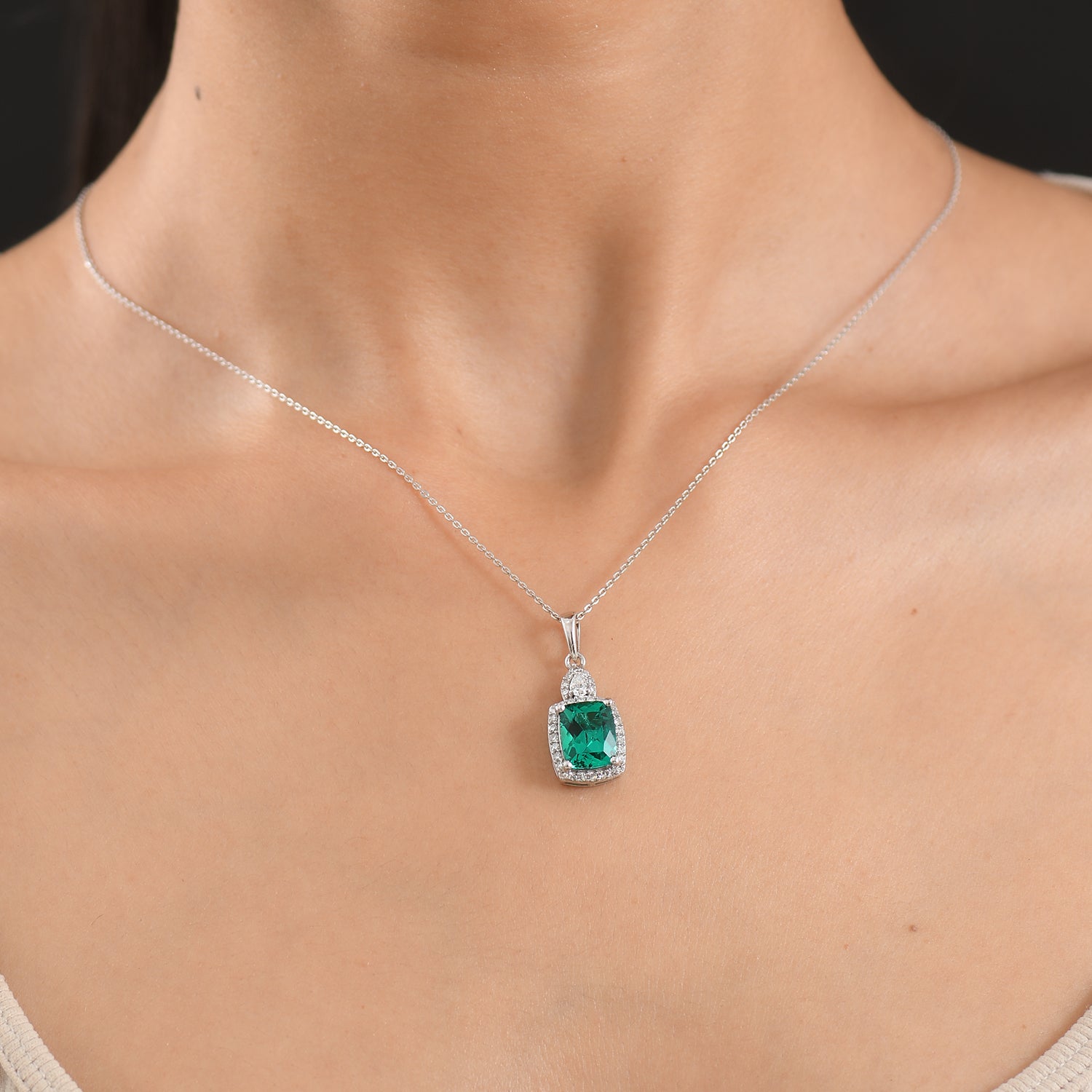 Luxuriant - AAA Lab Grown Colombian Emerald &amp; Lab Grown Diamond (SI-G-H) Halo Pendant with Chain (Size 20) in Rhodium Overlay Sterling Silver 3.37 Ct. 4487772 2