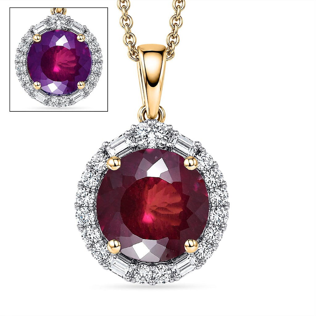 10K Yellow Gold,  Colour Change Garnet,  Lab Grown Diamond Pendant with Chain (Size 18) 2.79ct  Gold Wt. 3.68 Gms  2.790  Ct._4488434