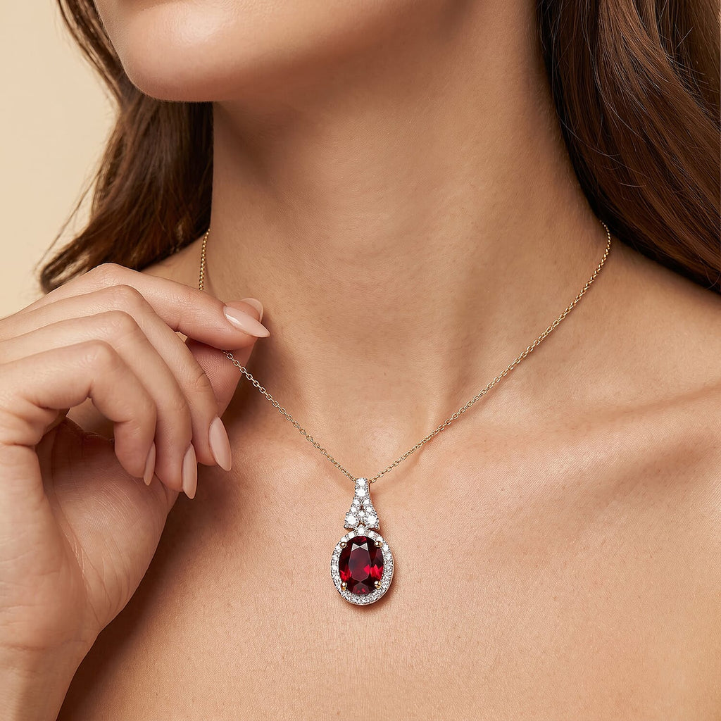 10K Yellow Gold,  Colour Change Garnet,  Lab Grown Diamond Pendant with Chain (Size 18) 2.88ct  Gold Wt. 3.18 Gms  2.880  Ct._4489350_3