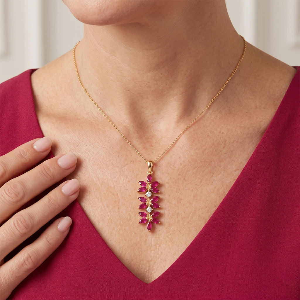 African Ruby,  White Zircon Pendant with Chain (Size 20)  Sterling Silver 0.11 ct  2.630  Ct._4489588_1