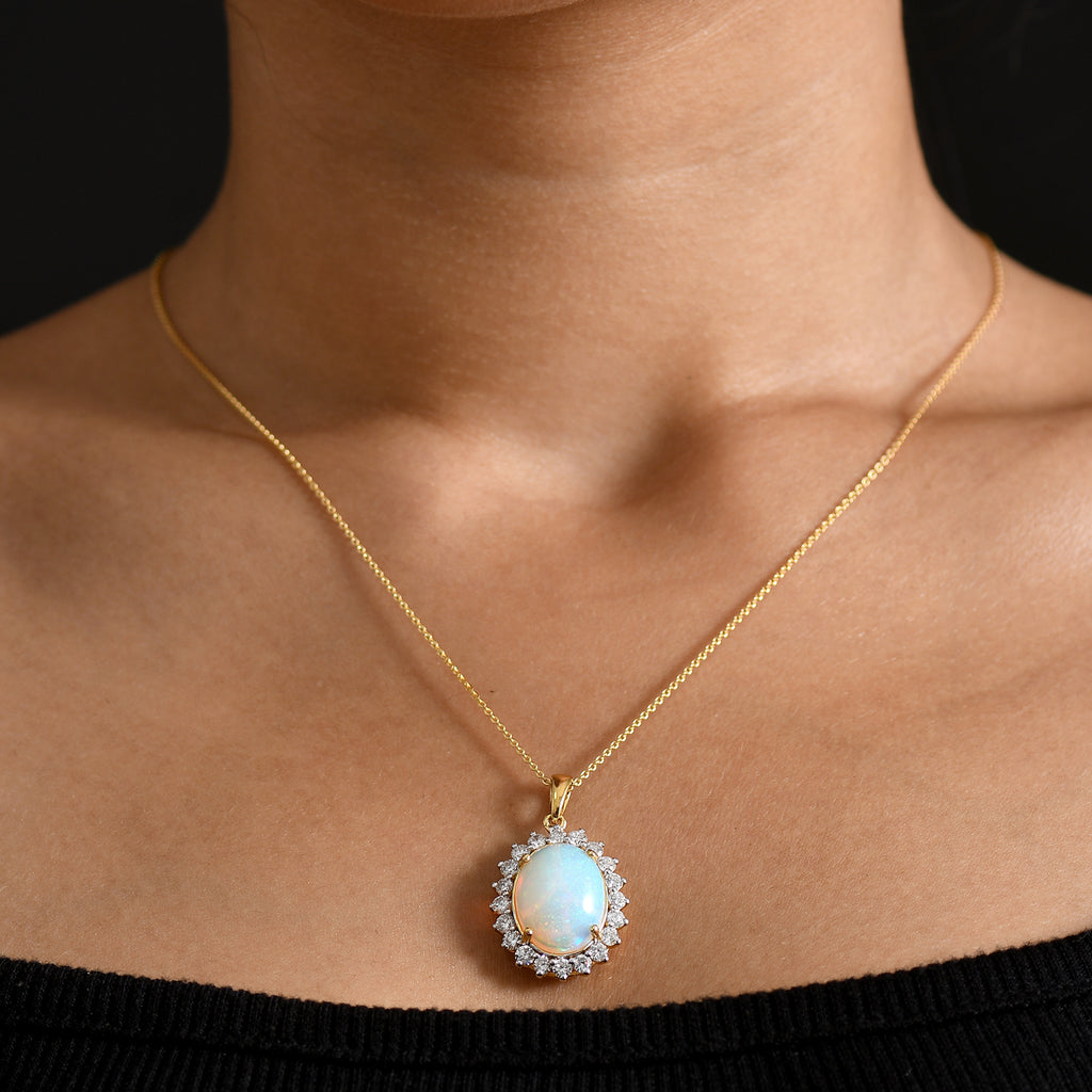 Luxuriant - OTO - Ethiopian Opal & Lab Grown Diamond (SI/G-H) Halo Pendant with Chain (Size 20) in 18K Vermeil Yellow Gold Plated Sterling Silver 6.70 Ct._4490587_1