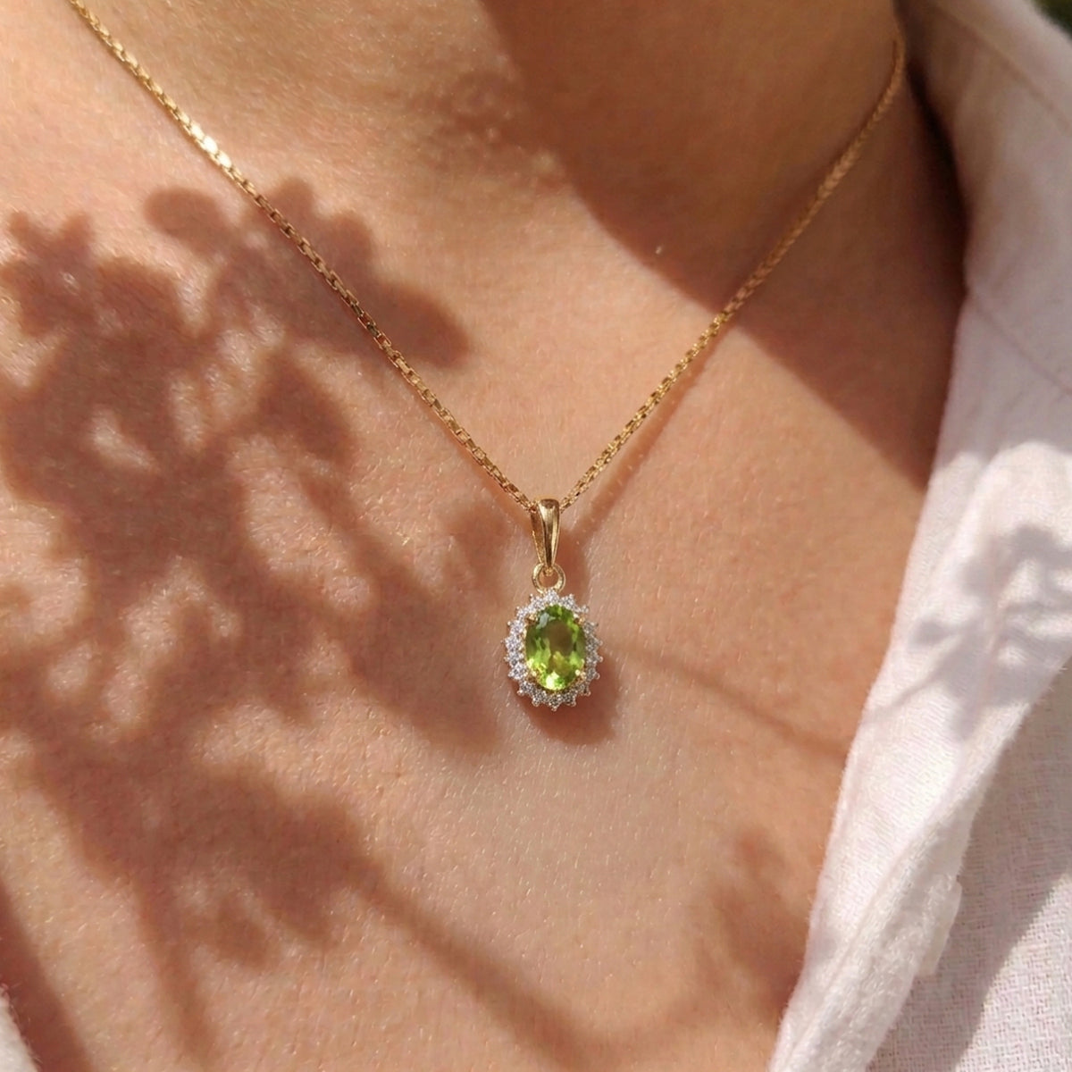 Luxuriant - Natural Premium Hebei Peridot &amp; Lab Grown Diamond (SI/G-H) Halo Pendant with Chain (Size 20) in 18K Vermeil Yellow Gold Plated Sterling Silver 3.05 Ct. V32605893 2