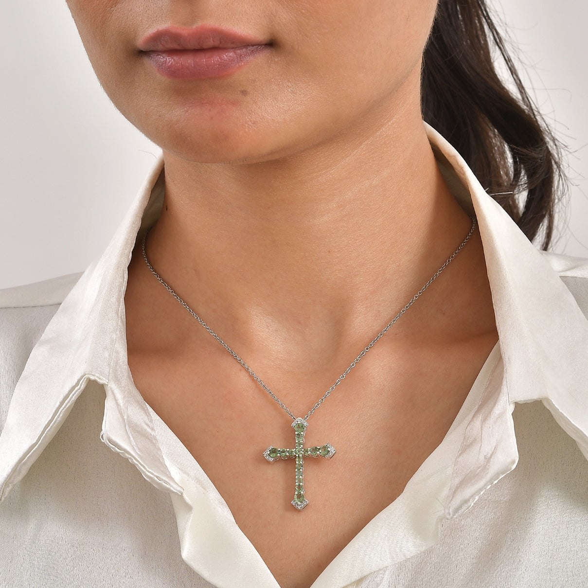 D'Joy - Natural Green Apatite &amp; White Zircon Pendant in Rhodium Overlay Sterling Silver with Chain (Size 20) 2.16 Ct. 4506601 1