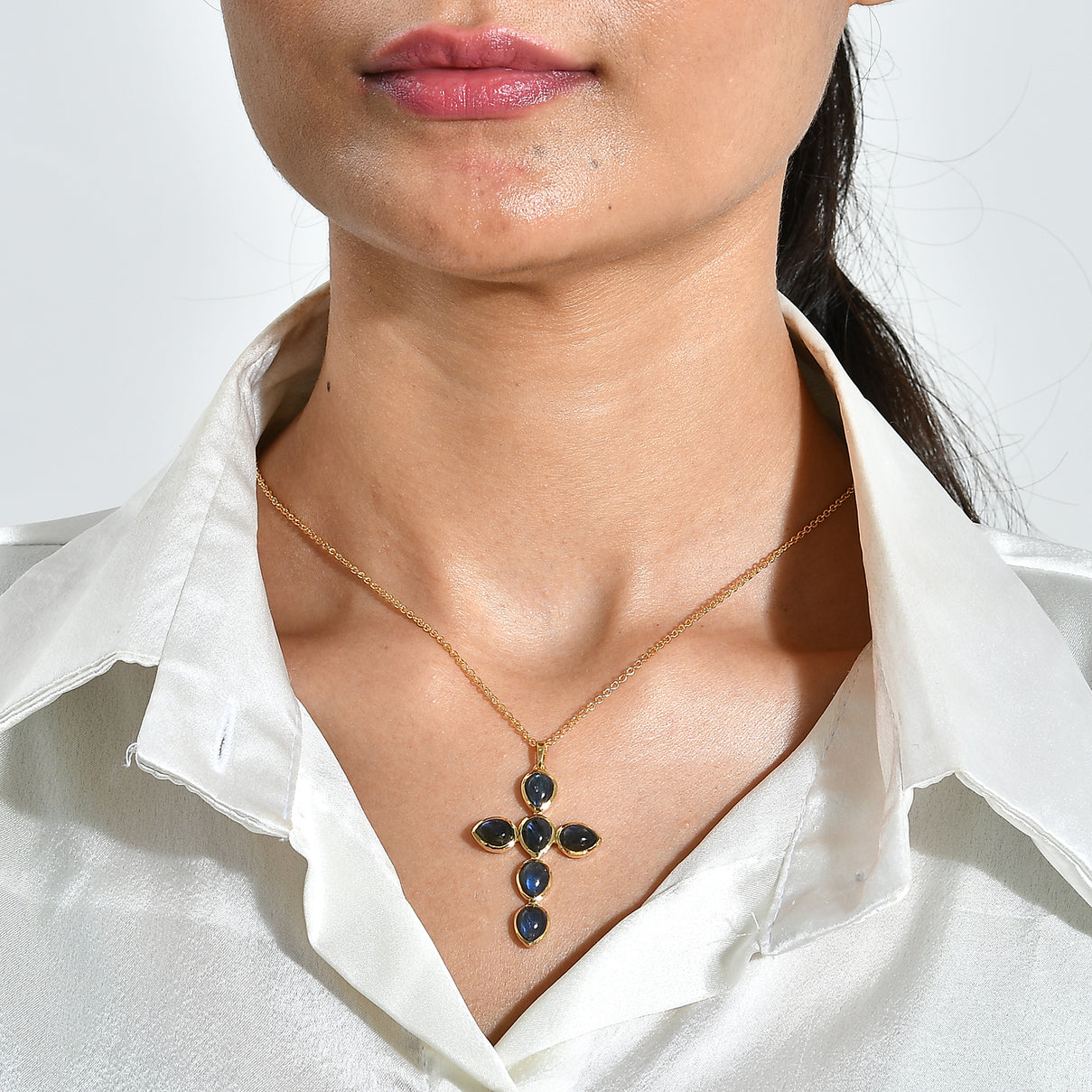 EverTrue - Labradorite Cross Pendant with Chain (Size 20)  7.86 Ct. V32528569 2