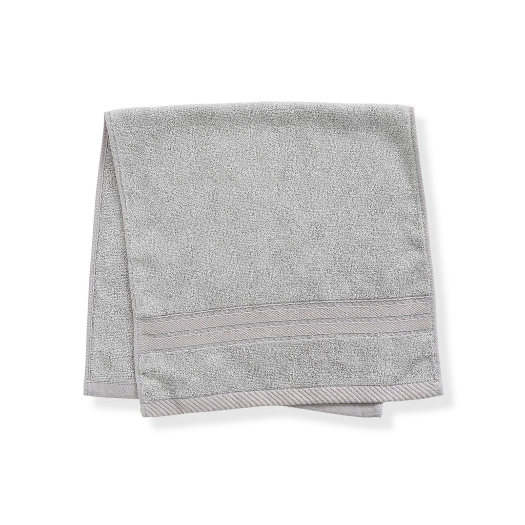 LIVMORE 2-Piece Bamboo Towel & Sherpa Fleece Checked Socks Christmas Gift Set - Grey & White_4507718_3