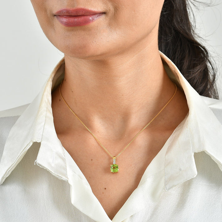Luxuriant - Natural Hebei Peridot &amp; Lab Grown Diamond (SI/G-H) Pendant with Chain (Size 20) in 18K Vermeil Yellow Gold Plated Sterling Silver 2.37 Ct. 4510660 2