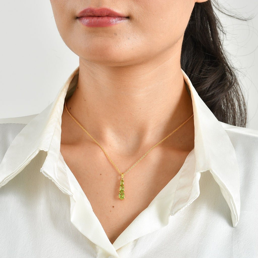 D'Joy - Peridot Pendant in Yellow Gold Plated Sterling Silver with Chain (Size 20) 1.50 Ct._4510666_1