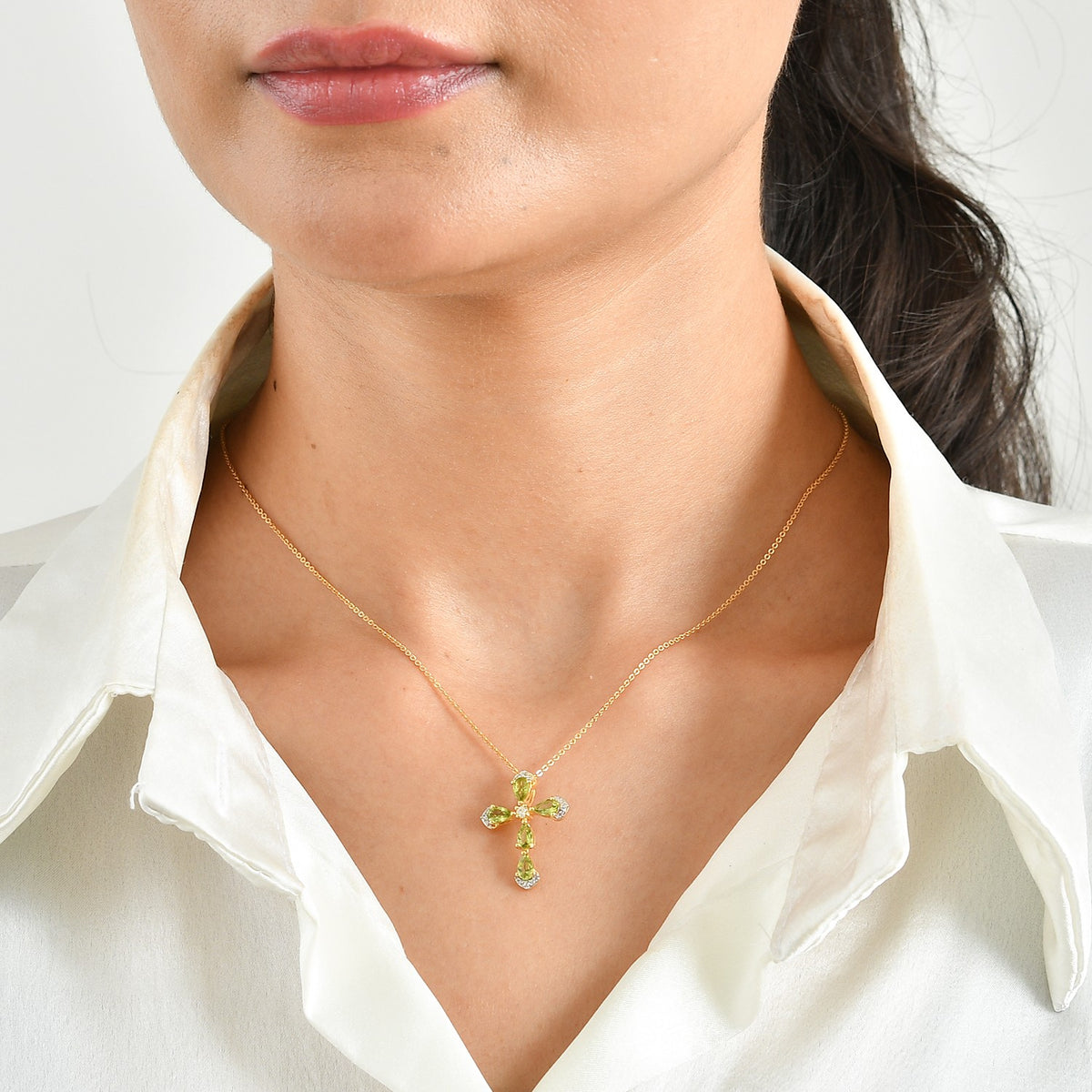 D'Joy - Natural Hebei Peridot &amp; White Zircon Cross Pendant with Chain (Size 20) in Yellow Gold Plated Sterling Silver V32576124 2