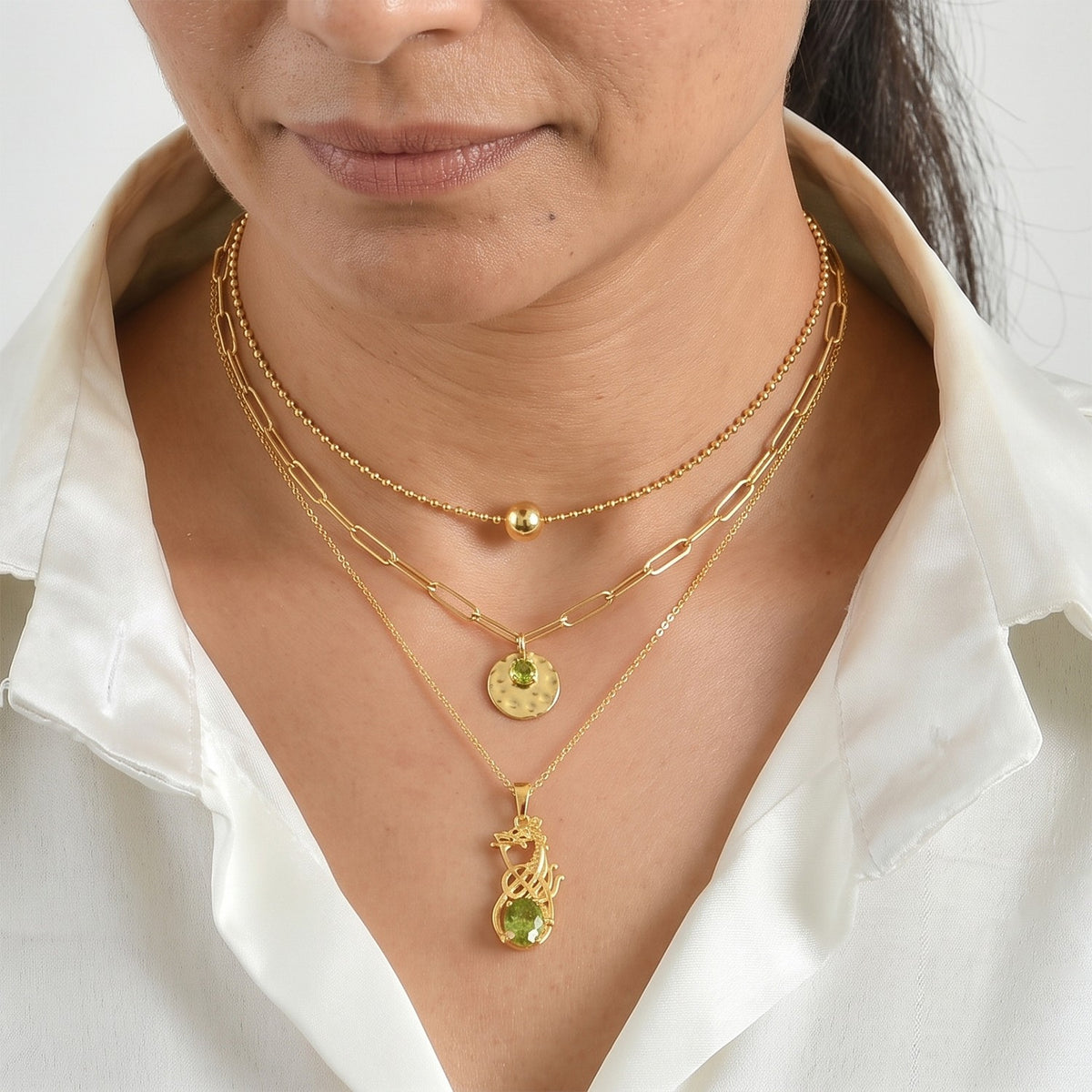 D'Joy - Natural Hebei Peridot Solitaire Dragon Pendant with Chain (Size 20) in Yellow Gold Plated Sterling Silver 1.30 Ct. V32577220 3