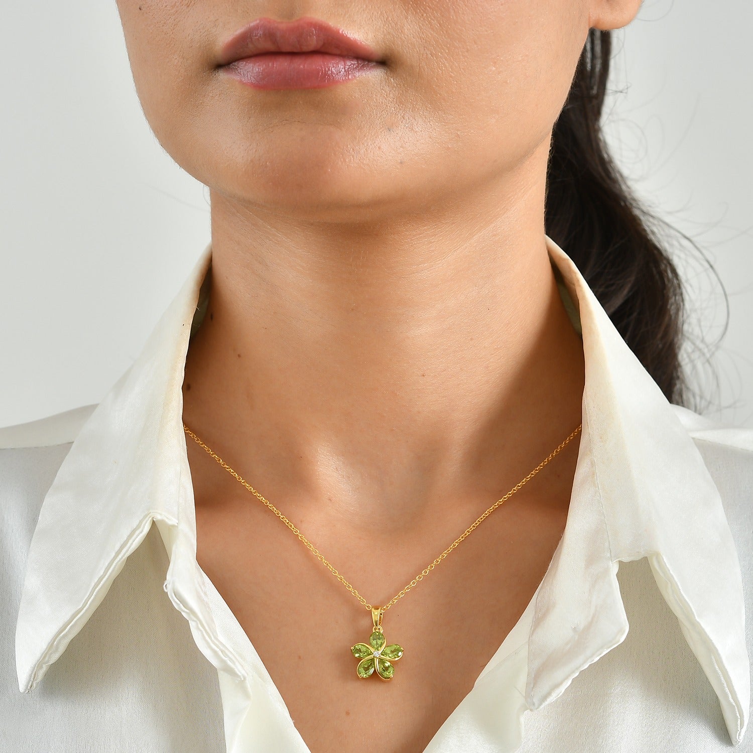 Luxuriant - Natural Hebei Peridot &amp; Lab Grown Diamond (SI-G-H) Floral Pendant in Yellow Gold Plated Sterling Silver with Chain (Size 20) 2.30 Ct. 4514641 2
