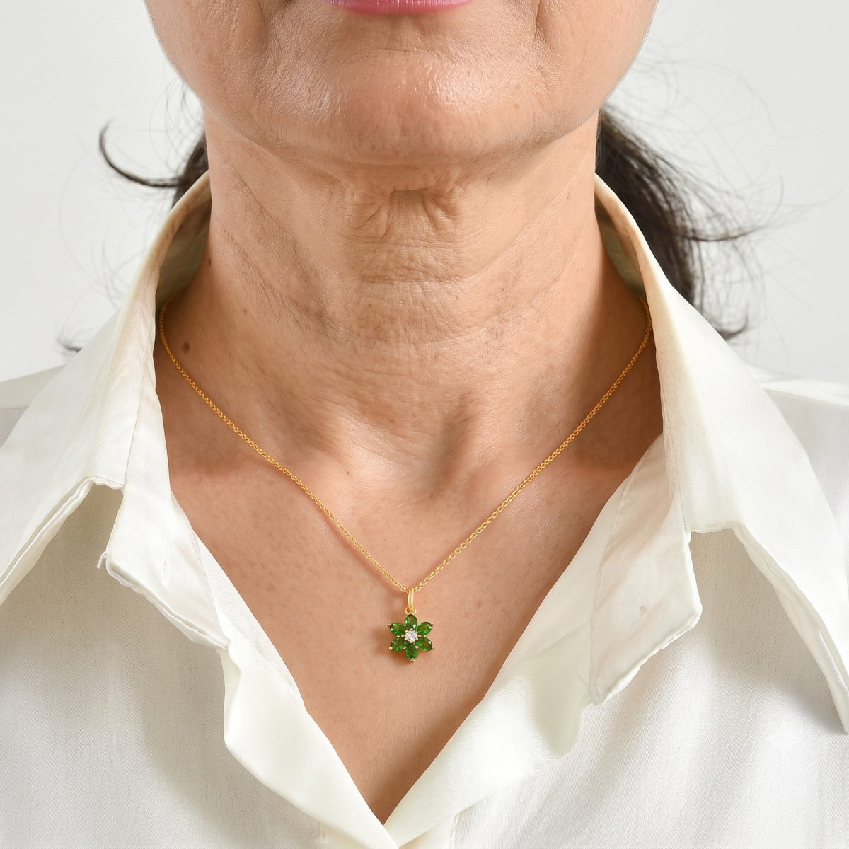 Luxuriant - Natural Chrome Diopside &amp; Lab Grown Diamond (SI/G-H) Floral Pendant in Yellow Gold Plated Sterling Silver with Chain (Size 20) 1.10 Ct. 4515450 2
