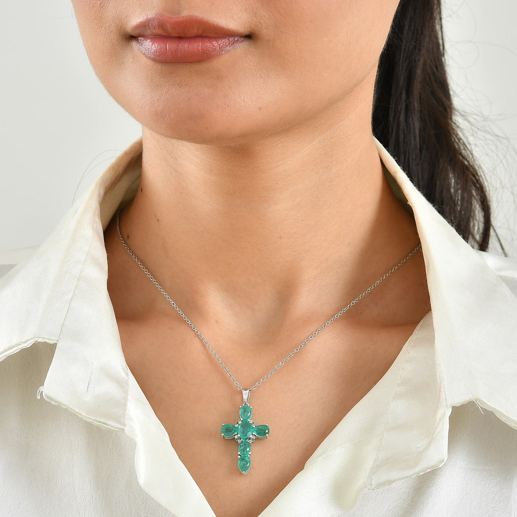 D'Joy - Colombian Colour Emeraldine Quartz & White Zircon Pendant in Platinum Overlay Sterling Silver with Chain (Size 20) 7.00 Ct._4516234_1