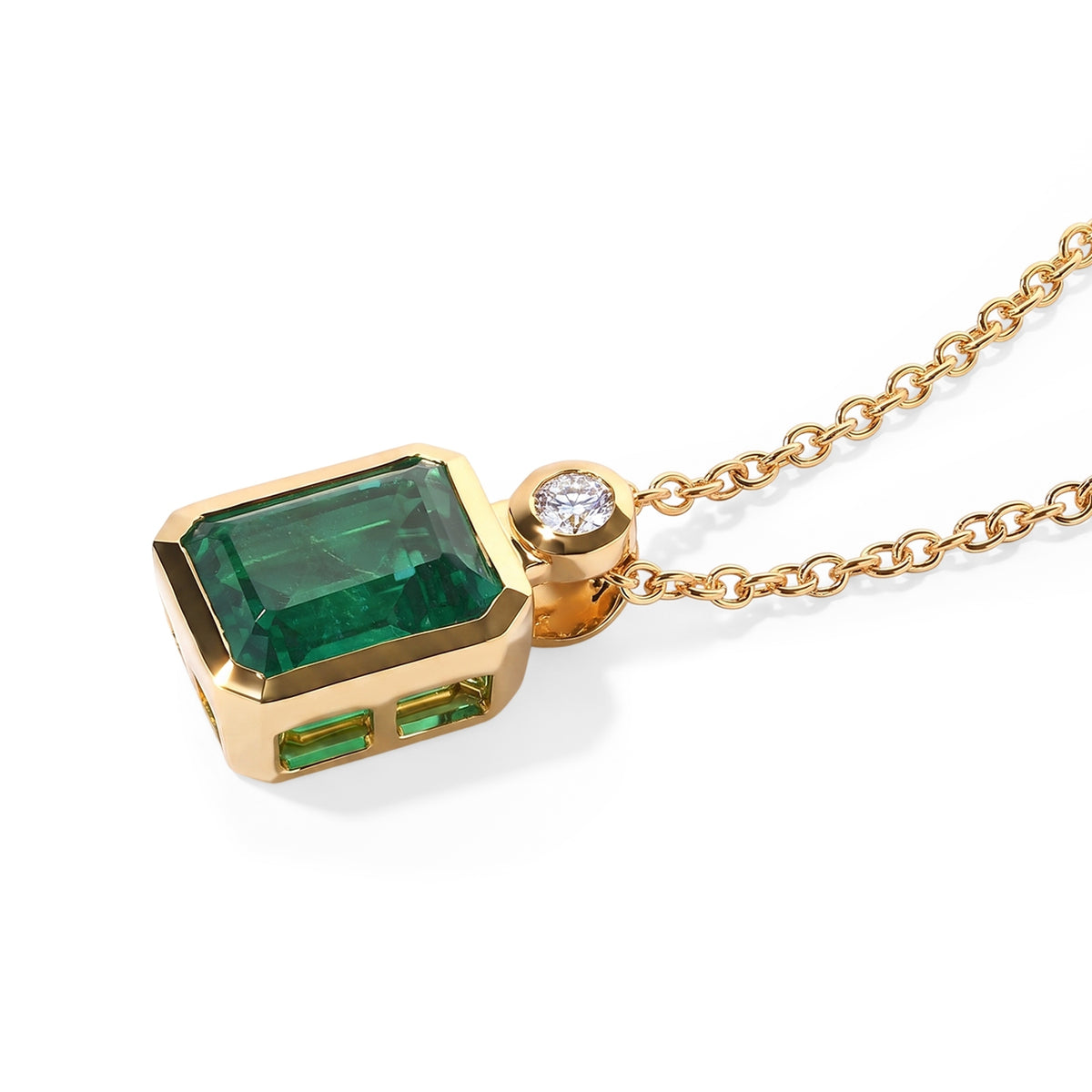 D'Joy - Colombian Colour Emeraldine Quartz &amp; Moissanite Pendant in Yellow Gold Plated Sterling Silver with Chain (Size 20) 3.70 Ct. V32635686 3
