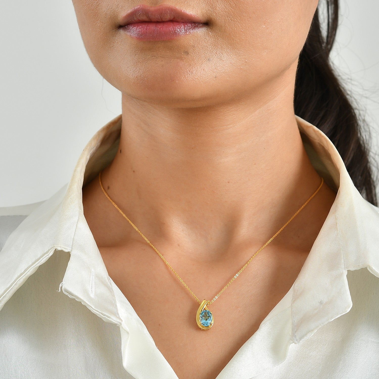 D'Joy - Swiss Blue Topaz Solitaire Pendant with Chain (Size 20) in Yellow Gold Plated Sterling Silver 2.10 Ct. 4516497 2