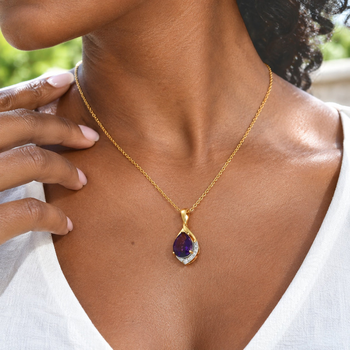 D'Joy - AAA Zambian Amethyst &amp; White Zircon Pendant in Yellow Gold Plated Sterling Silver with Chain (Size 20) 2.30 Ct. 4534635 2