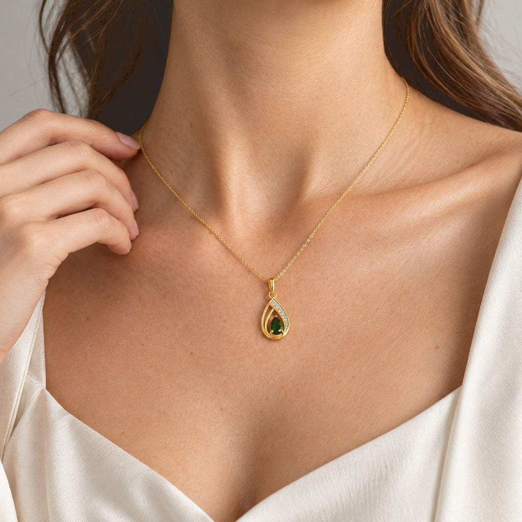 D'Joy - Natural Chrome Diopside & White Zircon Pendant in Yellow Gold Plated Sterling Silver with Chain (Size 20) 0.80 Ct._4534689_2