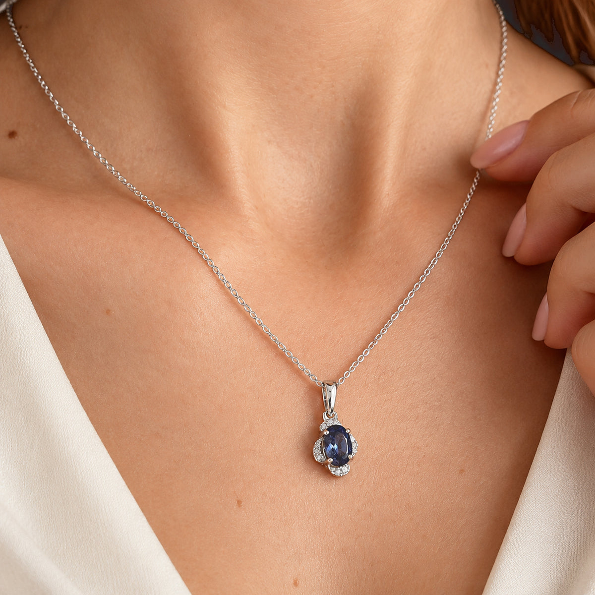 Luxuriant - AAA Lab Grown Alexandrite &amp; Lab Grown Diamond (SI/G-H) Pendant with Chain (Size 20) in Rhodium Overlay Sterling Silver 1.05 Ct. 4539928 3