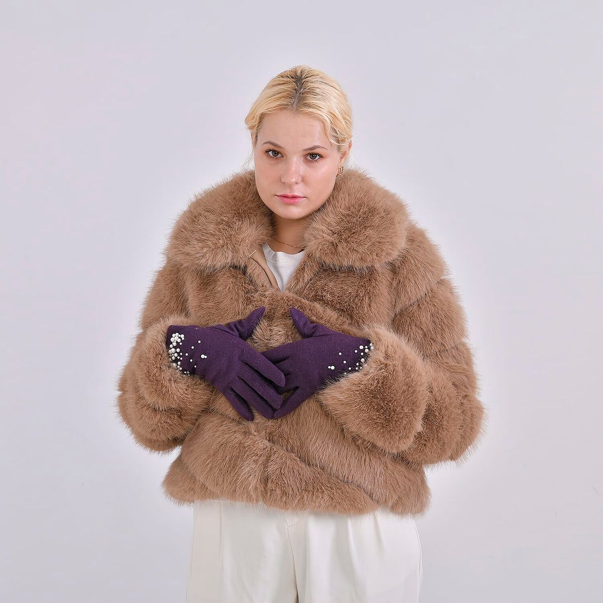 70% Cashmere Wool, Touchscreen-Friendly Winter Gloves â€“ One Size V32637894 3