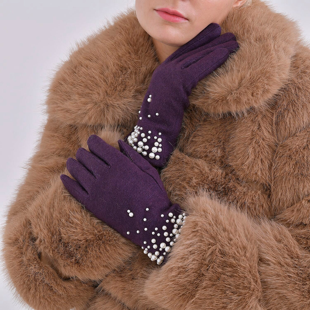 70% Cashmere Wool, Touchscreen-Friendly Winter Gloves â€“ One Size V32637894 5