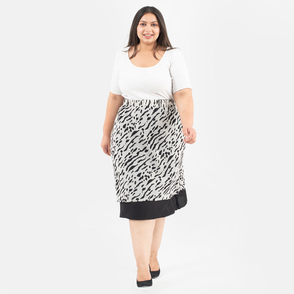 Tamsy Printed Reversible Skirt (Size L,16-18) - White_7013753