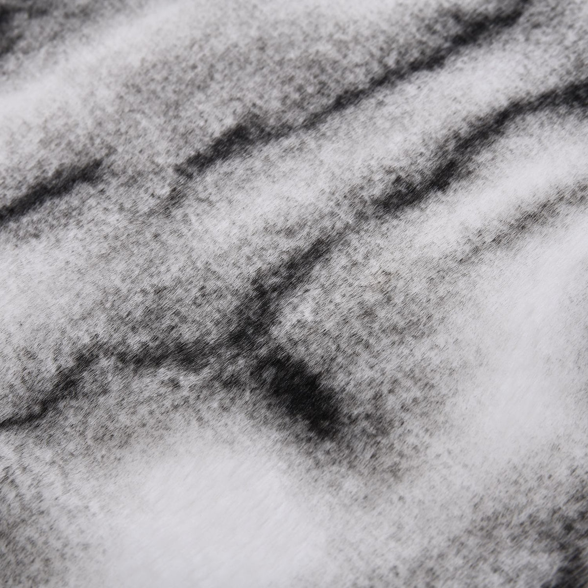 Super Soft Faux Chinchilla Fur Double Layer Blanket with Sherpa Lining - WhiteÂ  7133372 6