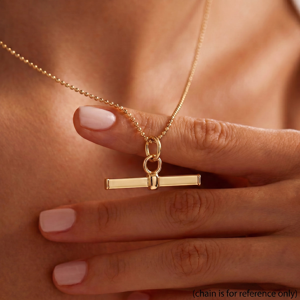 9K Yellow Gold 20mm X 10mm Square T Bar Pendant 7188770 1