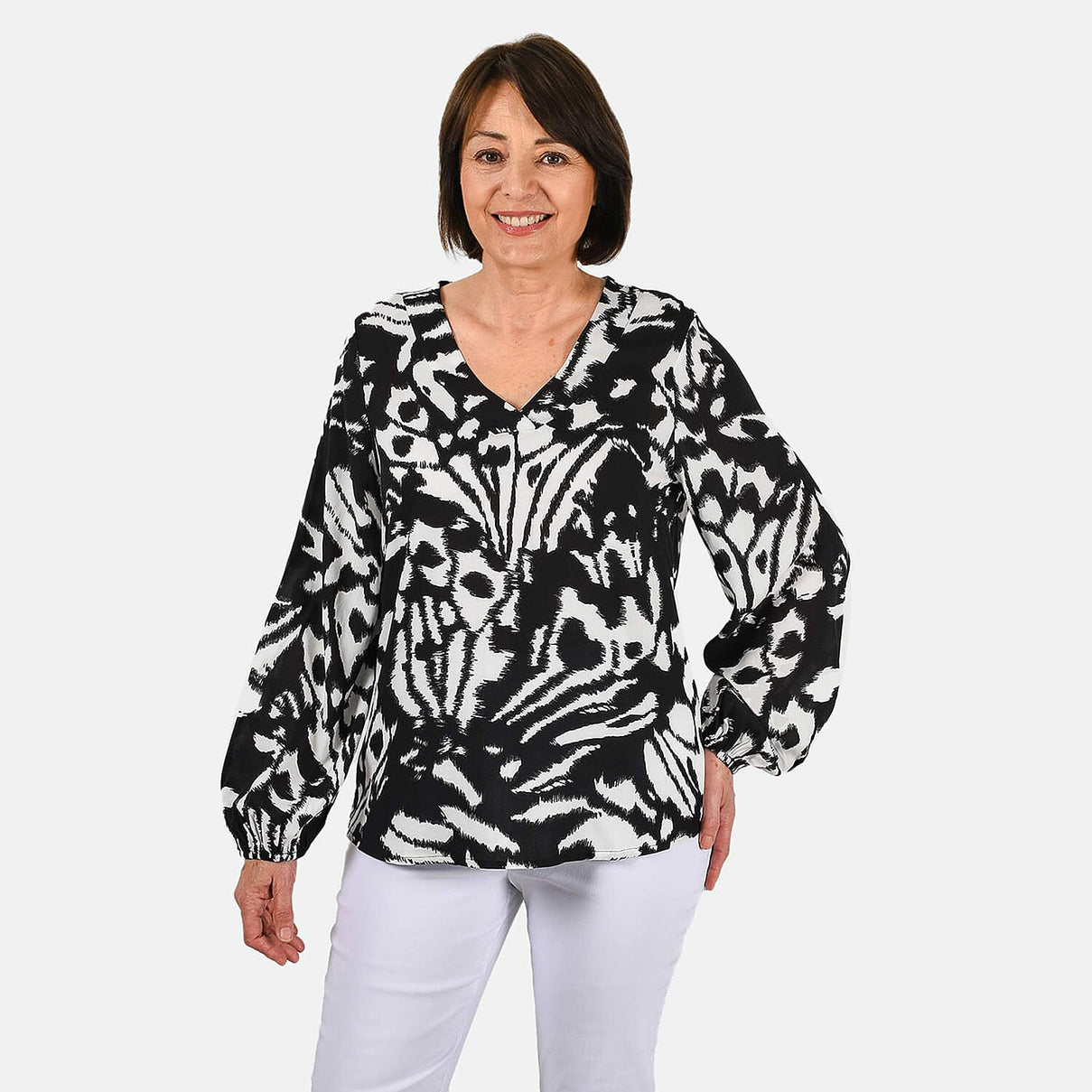 Tamsy Long Sleeves Abstract Top V32512875 0