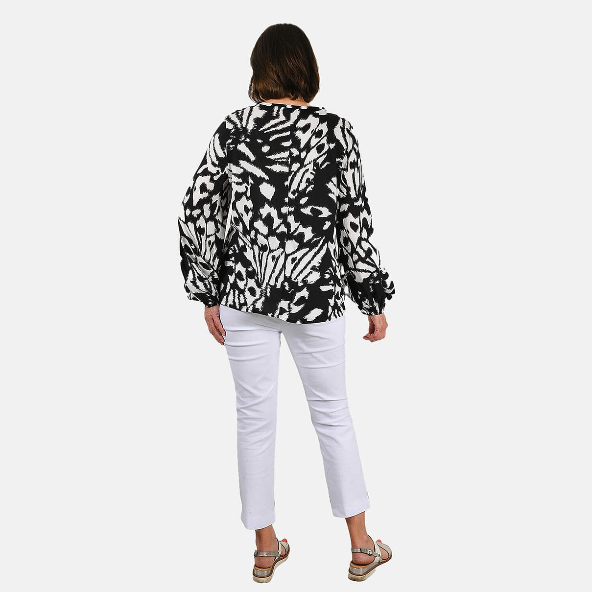 Tamsy Long Sleeves Abstract Top V32512875 1