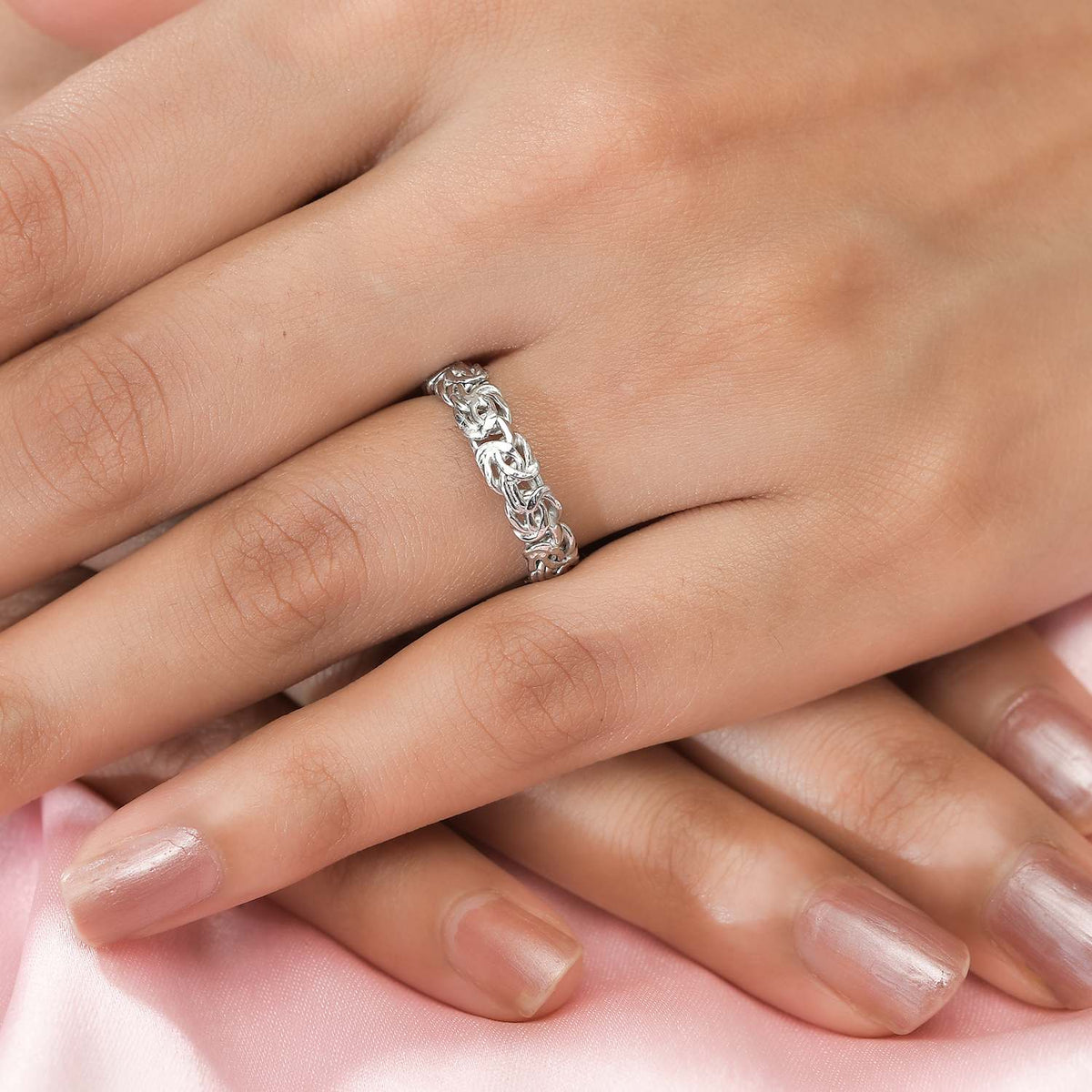 Platinum Overlay Sterling Silver Byzantine Link Wedding Band Ring, Silver Wt. 6.5 Gms V32516007 3