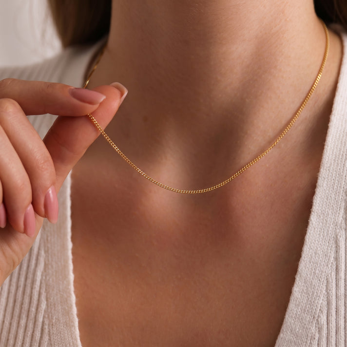 ILIANA 18K Yellow Gold 1.4mm Diamond Cut Curb Chain 18 Inch 7573335 2