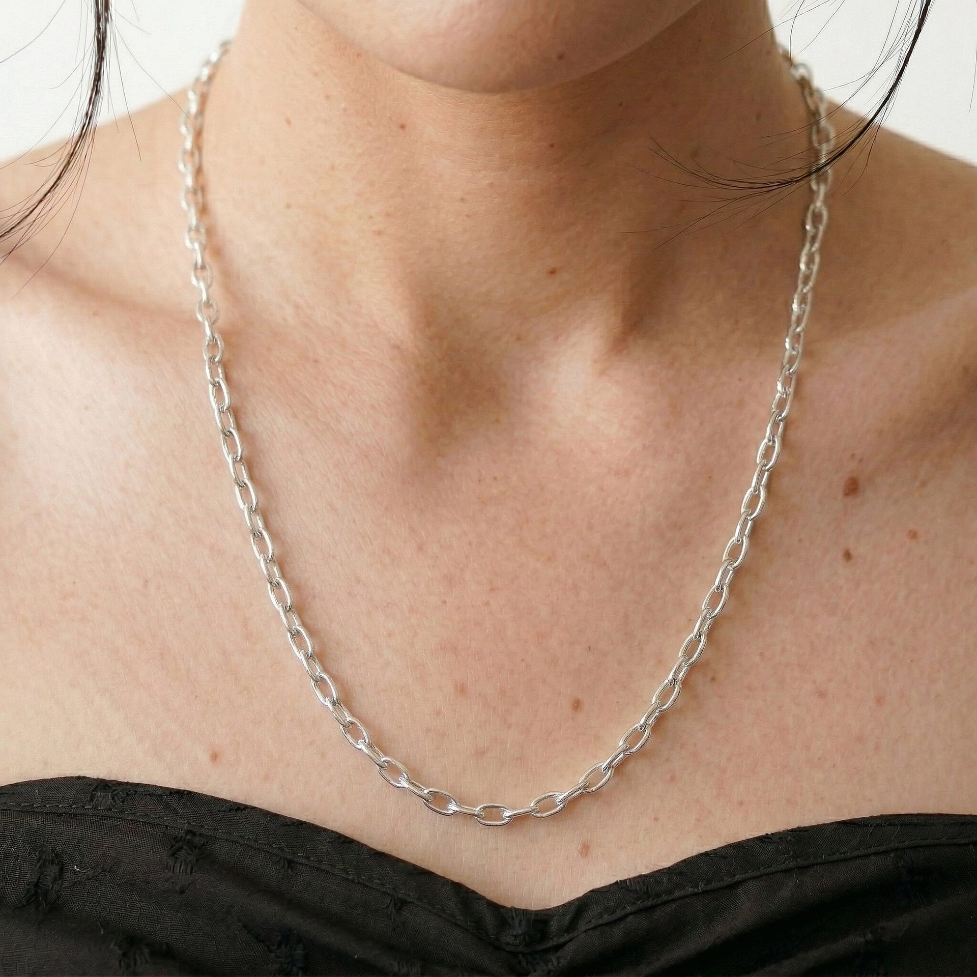 Oval Belcher Chain 22 Inch in 9K White Gold 7590997 1