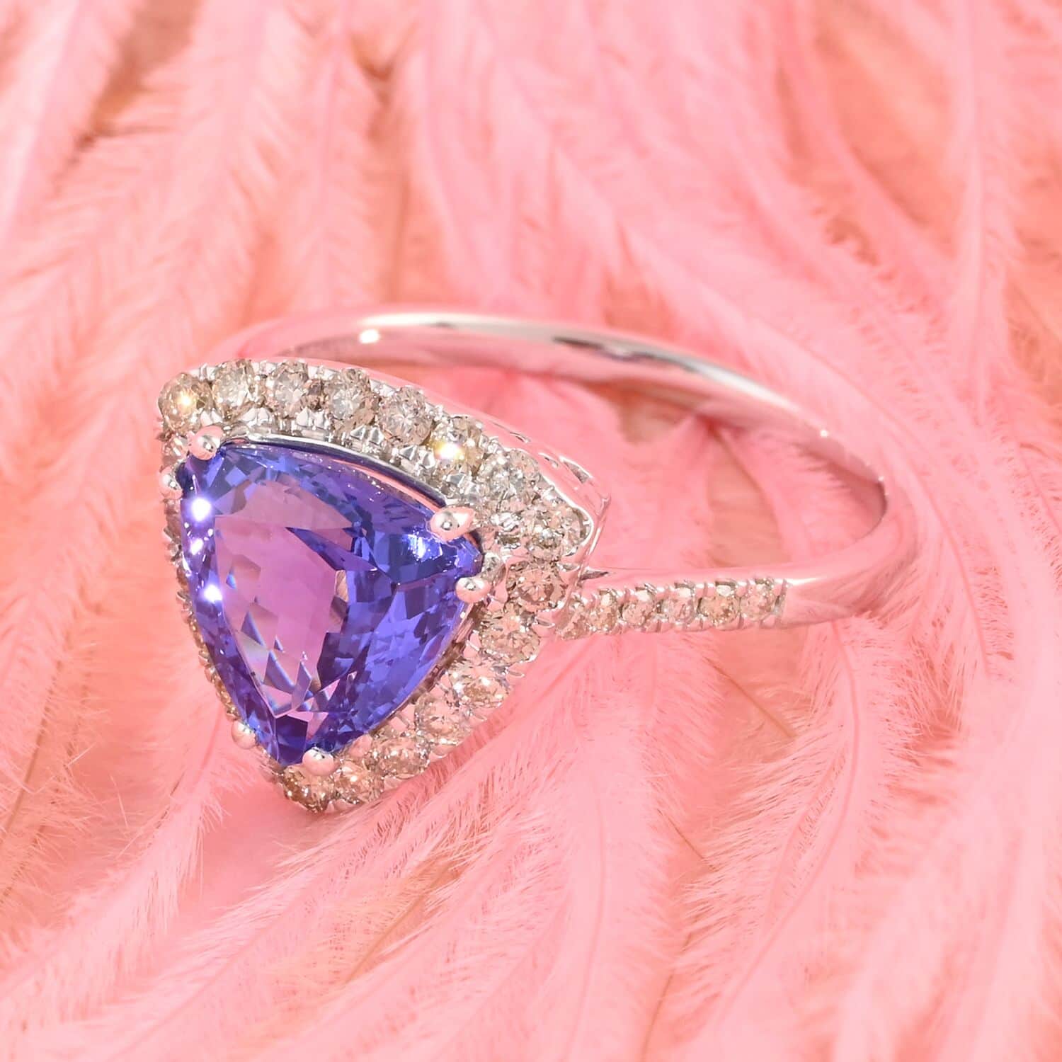 Certified and Appraised 14K White Gold 3.25 Ct  AAA Tanzanite and Diamond  I2 Ring ,  Gold Wt. 3.84 Gms  3.250  Ct. 7594561 1