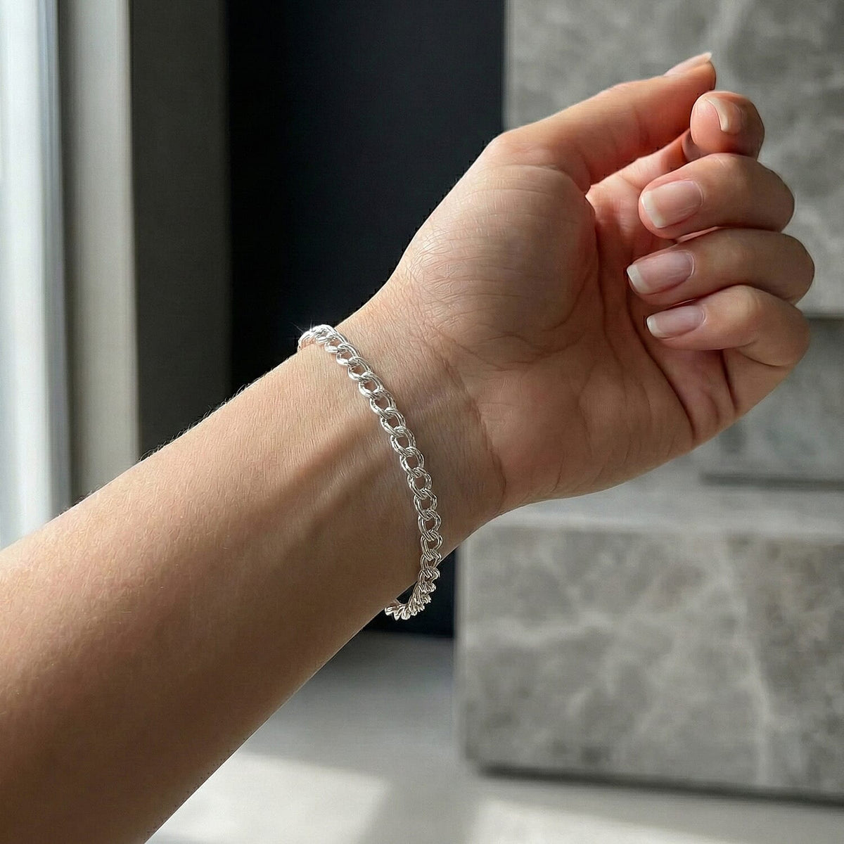 NY Closeout Deal - Sterling Silver Curb Bracelet (Size 7.5) with Lobster Clasp, Silver Wt. 6.00 Gms. 7657137 1