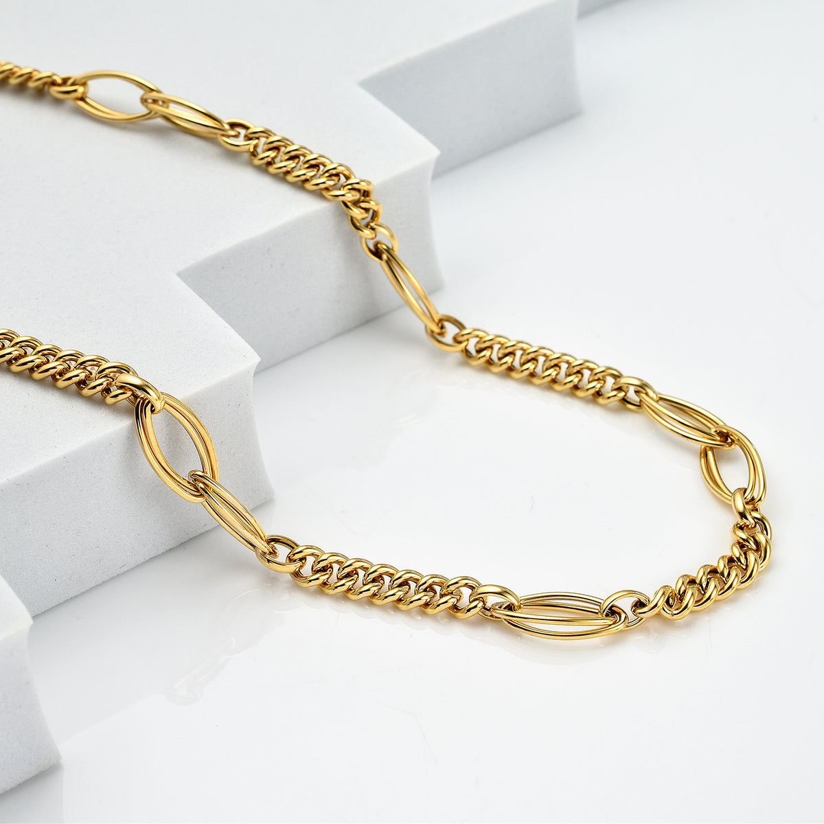 9K Yellow Gold Curb Double Oval Link Necklace (Size - 18), Gold Wt. 8.7 Gms 7676386 1
