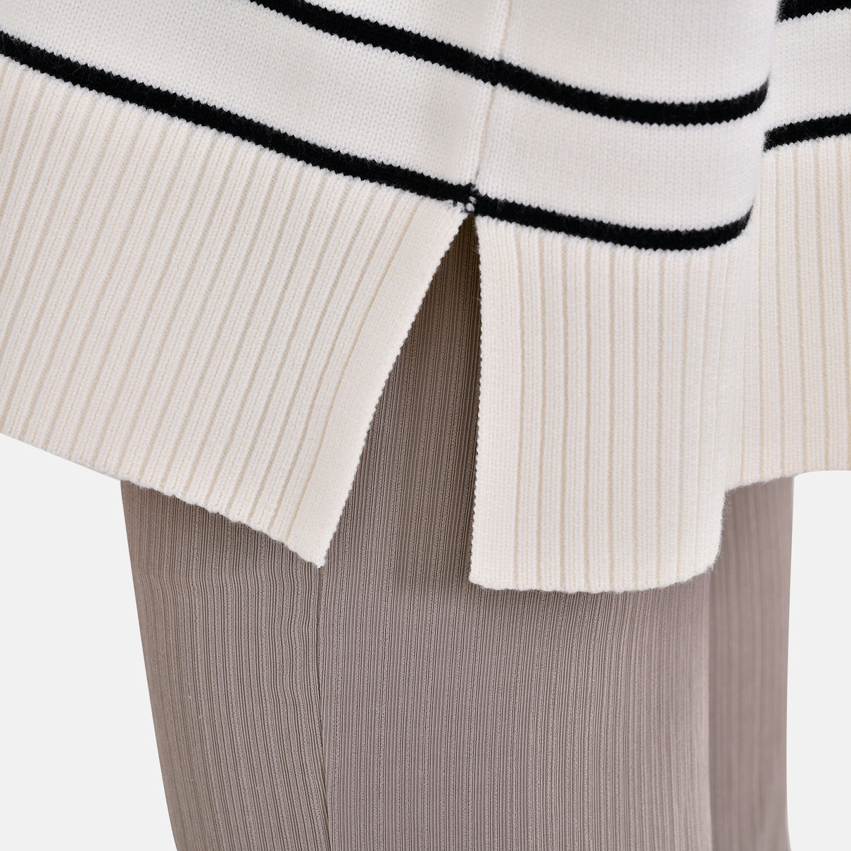 La Marey Striped Relaxed Fit Jumper 7731816 5