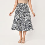 TAMSY 100% Viscose Zebra Pattern Skirt with Elastic Waist (Size XXL 24 - 26) - Off White & Navy_7744970_1