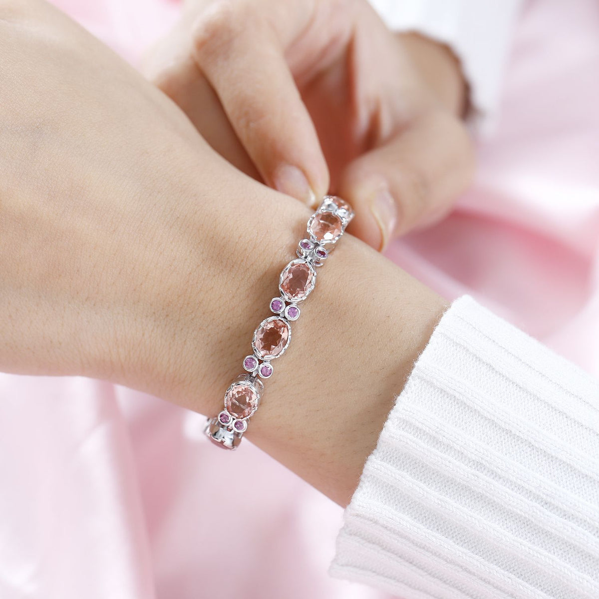 Morganite Colour Quartz &amp; Lotus Garnet Bracelet (Size 7.5) GB Lock Box in Platinum Overlay Sterling Silver 23.26 Ct, Silver Wt 21.14 Gms. V32609351 8