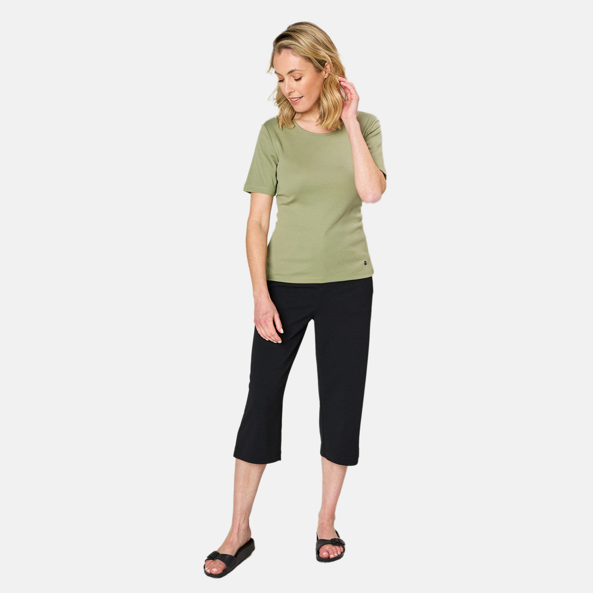 EMRECO Lightweight Crepe Culotte - Black V32515470 1