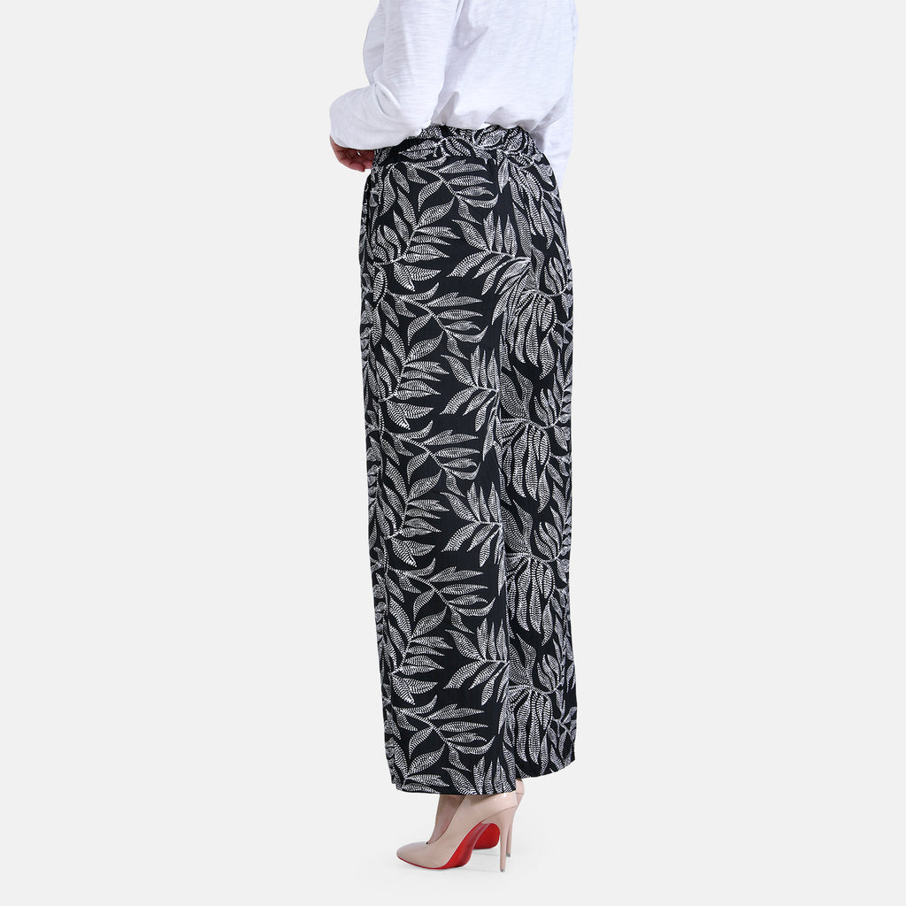 La Marey Printed Mid-Rise Elastic Waistband Wide Leg Trouser (Size M, 12-14) - Black Base with White Pattern_7788648_1