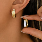 9K Yellow Gold  A   White Cubic Zirconia  Earring 2.24 pc,  Gold Wt. 2.2 Gms  2.240  Ct._7814055_5