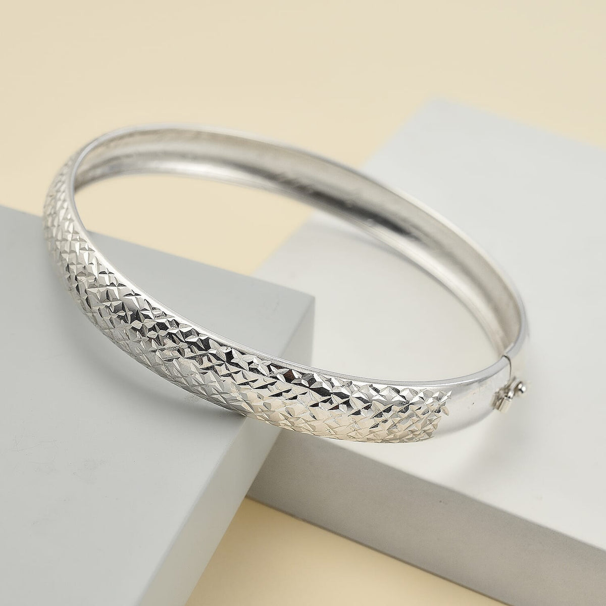 JCK Vegas Closeout - Diamond-Cut Bangle in Sterling Silver (Size 7.5) 7814572 1