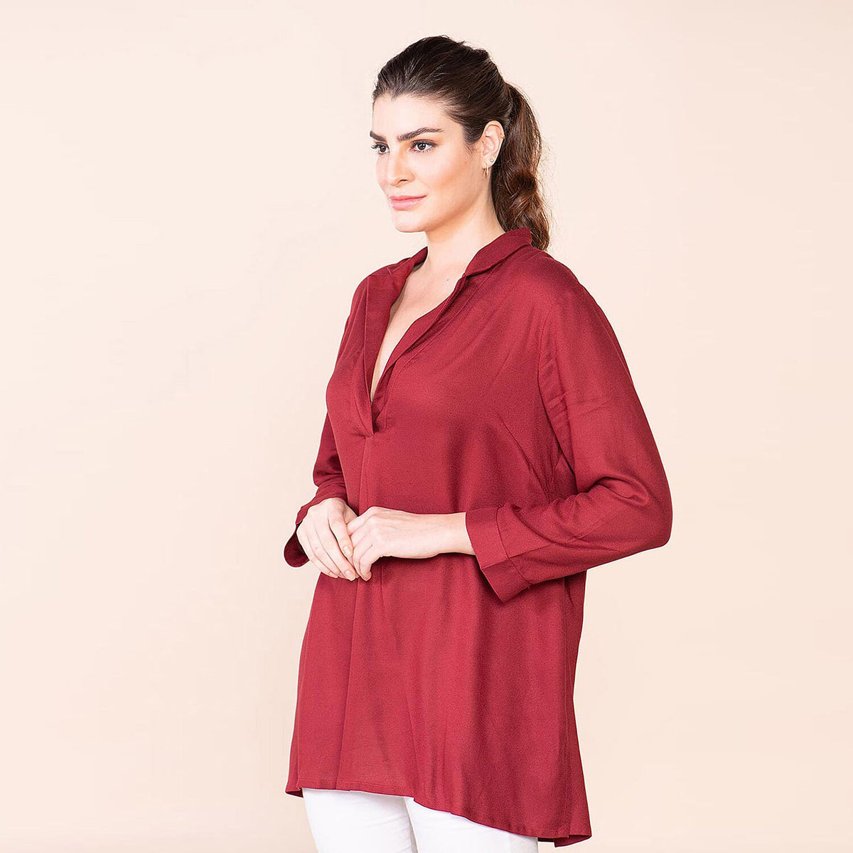 TAMSY V-Neck Super-Soft Women's Top - Maroon V32647816 2