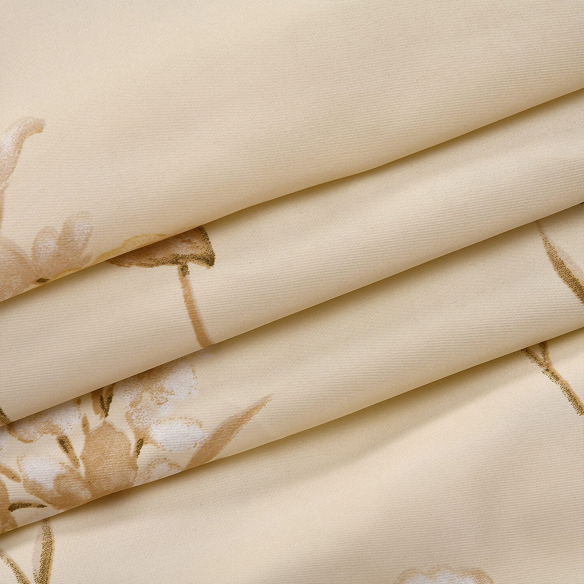 4 Seasons Luxury Bedding Collection - Down Alternative Comforter Quilt With Silk Touch and Matching Pillowcases (King Size) 7832125 5