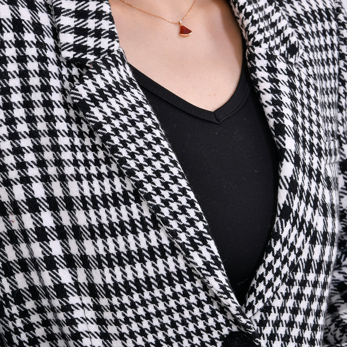 La Marey Plaid Suit Blazer (Size 16 to 18) - Black 7839435 5