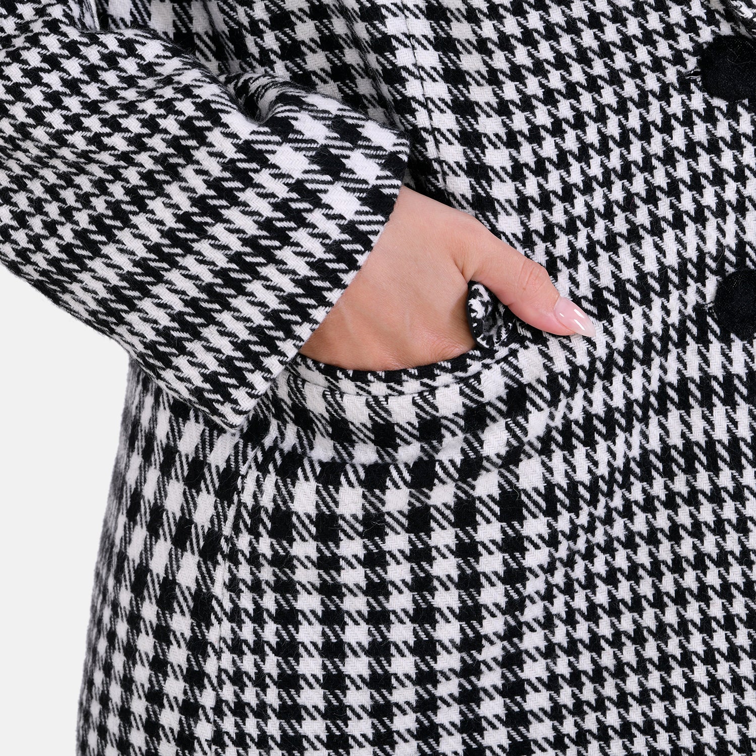 La Marey Plaid Suit Blazer (Size 16 to 18) - Black 7839435 6