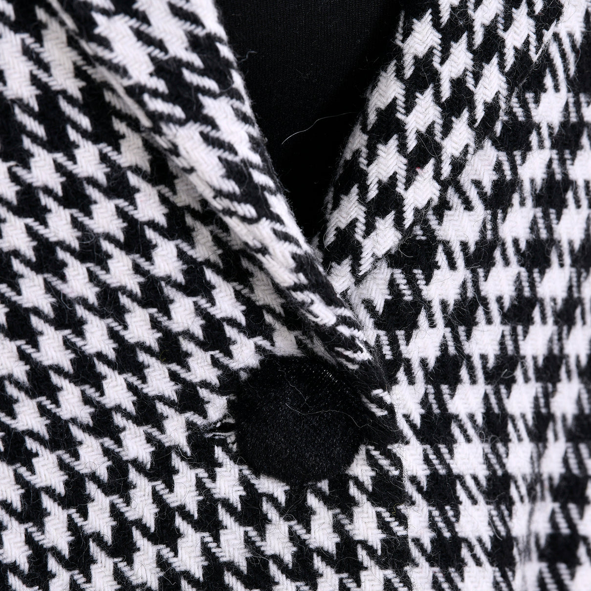 La Marey Plaid Suit Blazer (Size 16 to 18) - Black 7839435 7