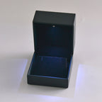 Luxuriant Jewellery Box Set - LED Ring Box, Pouch, and Cleaning Cloth - Green_7841308_2