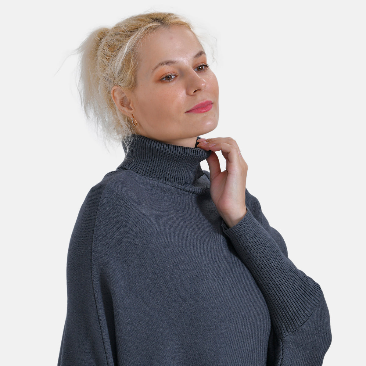 La Marey High Tie Tassel Poncho V32514535 5