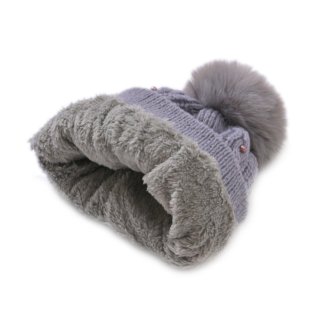 Cuff Beanie with Faux Pearl (22 x 21cm) - Grey_7850111_3