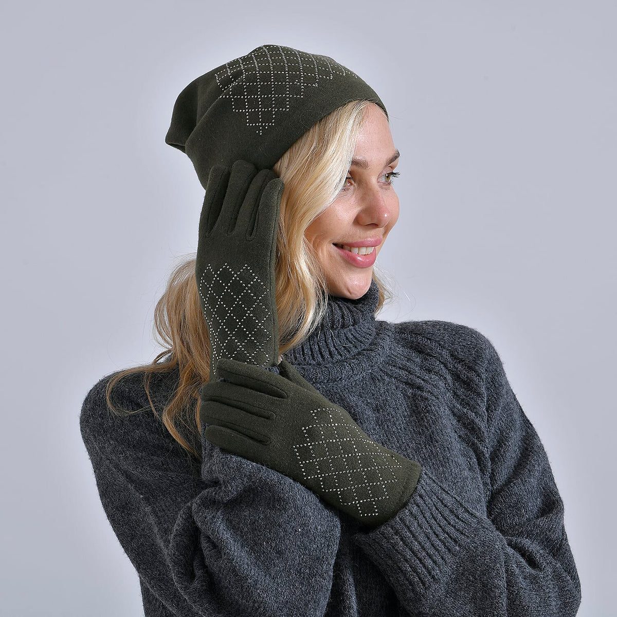 Closeout Deal - 2 Piece Set - Cashmere Diamond Pattern Hat and Gloves - Dark Green V32513823 4